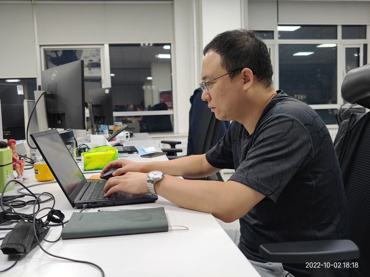 【国庆坚守，，，，，，，现在我在岗】必威官方首页官网人全力备战今冬供暖（二）(图2)